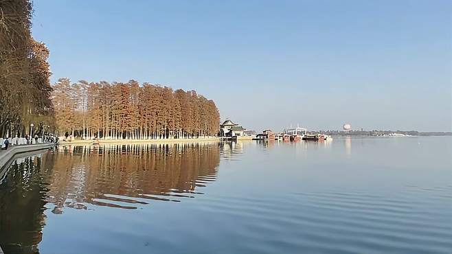 武汉东湖风景区：历史遗迹、美食美景、友好人民，这里等待您的发现！