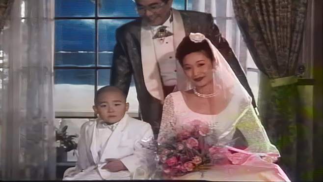 影视：郝劭文太惨了，才5岁就换了5个后妈，拍婚纱照一个劲地哭