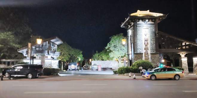 汉中市勉县武侯镇诸葛古镇景区夜景