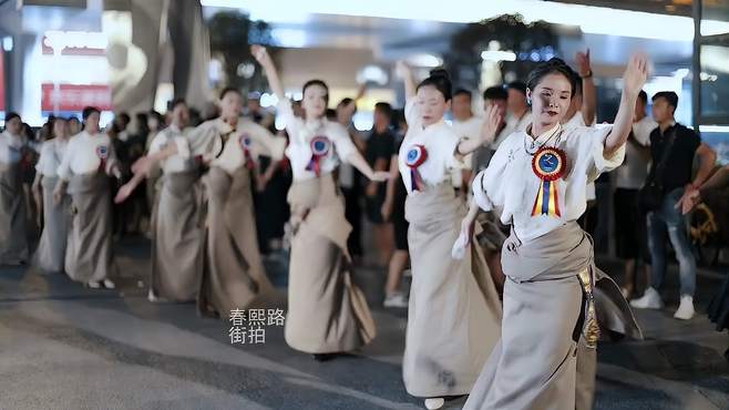 锅庄舞，一起来感受少数民族风情，光有热情，还得热爱，藏文化