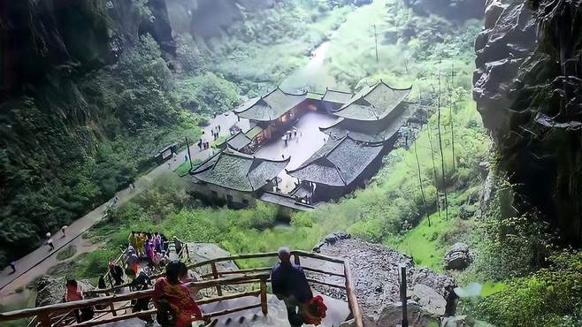 探索重庆武隆，领略自然美景与文化魅力