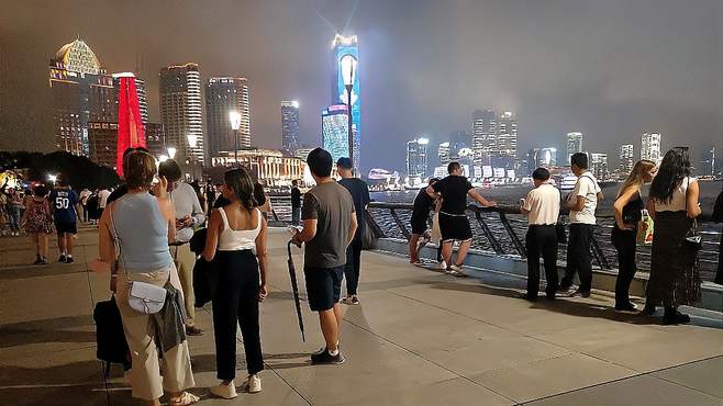 魅力上海：夜外滩